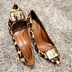 Toey Burch Leopard Pumps Heels